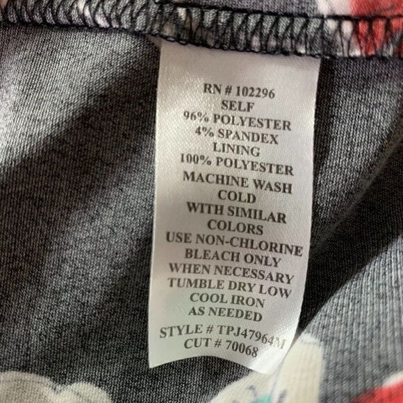 Black & Red Floral Bell Sleeve Dress Very Soft & Stretchy - Picture 4 of 4